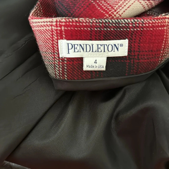 Pendleton wool red plaid flannel A Line circle skirt size 4 runs large - Picture 4 of 16